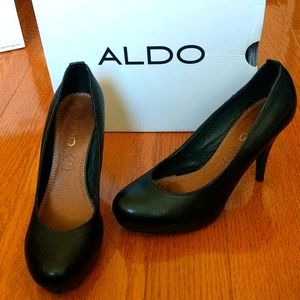Aldo round heels